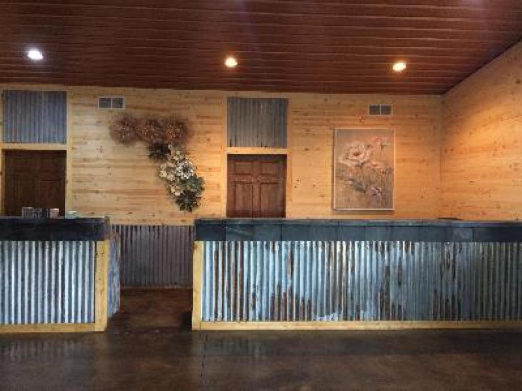 Big Horse Inn And Suites Lewistown ภายนอก รูปภาพ